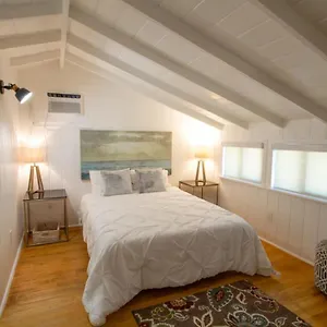 Holiday home Peaceful Getaway In, Los Angeles